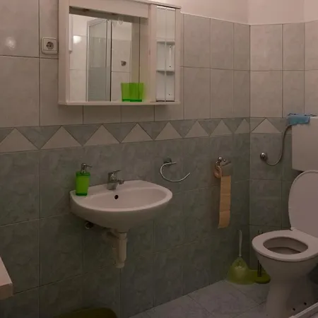 Roncevic Apartment *